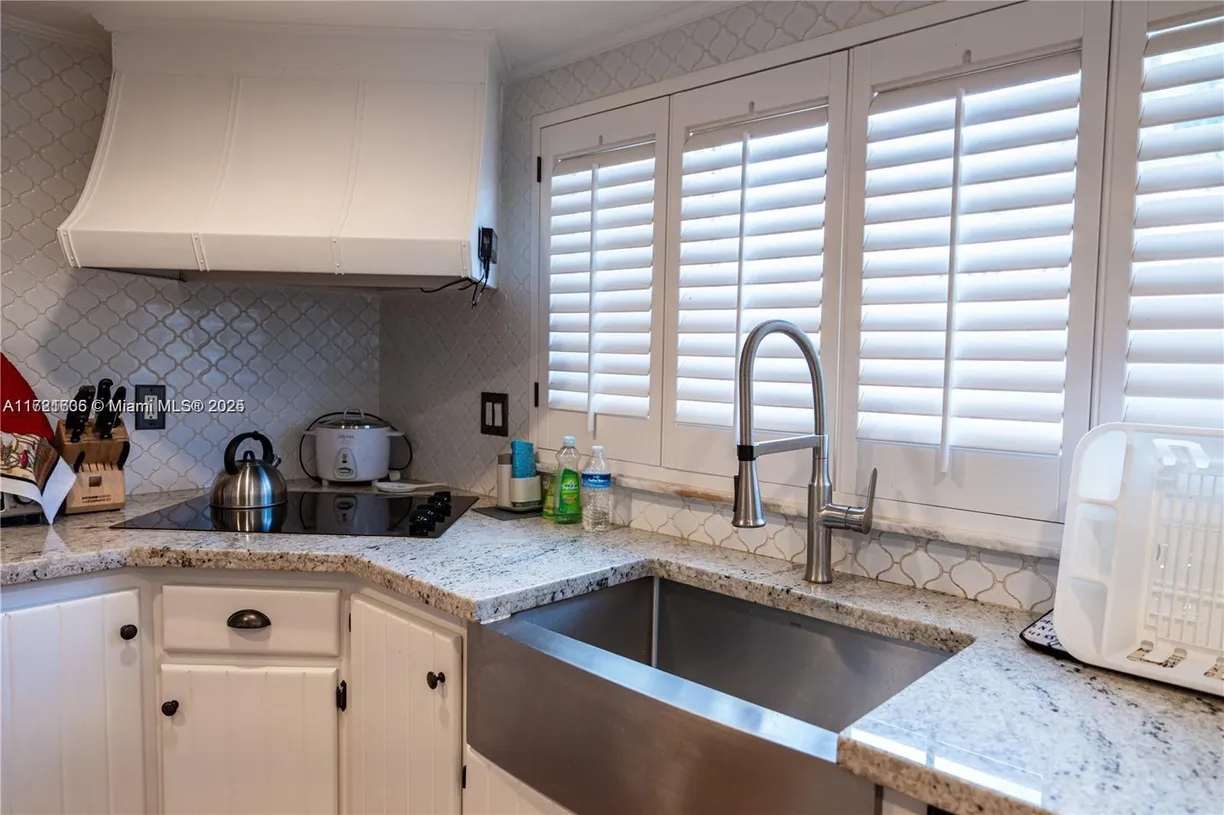 South Florida Real Estate | View 3561 NE 13th Ave | Listing