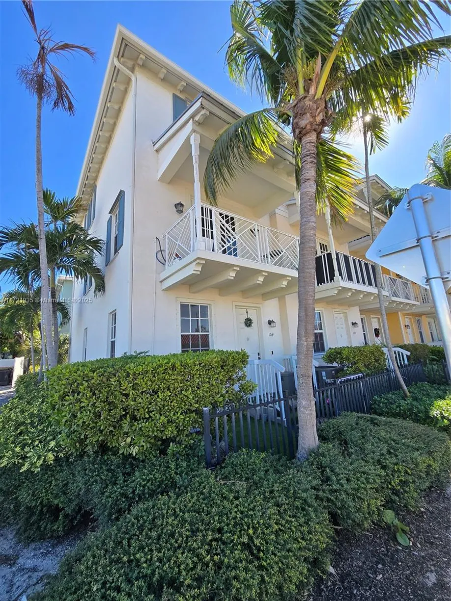 South Florida Real Estate | View 310 N Dixie Hwy, 104 | 2 Beds, 2 Baths