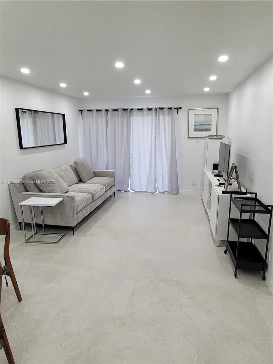 South Florida Real Estate | View 3304 Virginia St, 6B | Listing