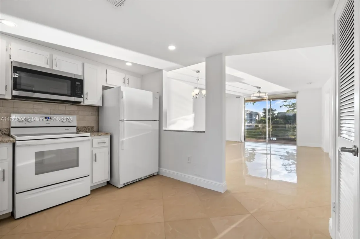 South Florida Real Estate | View 8450 Sunrise Lakes Blvd, 202 | Listing
