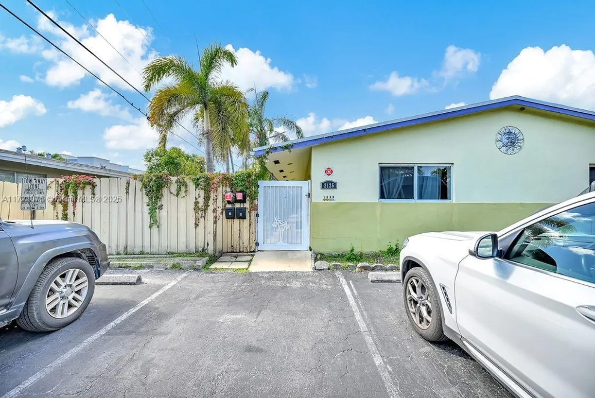 South Florida Real Estate | View 2125 NE 14th Ave | Listing