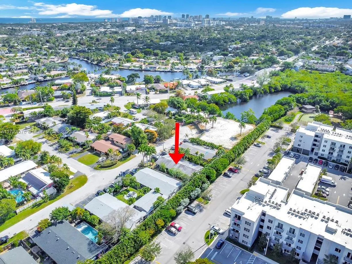 South Florida Real Estate | View 2125 NE 14th Ave | Listing
