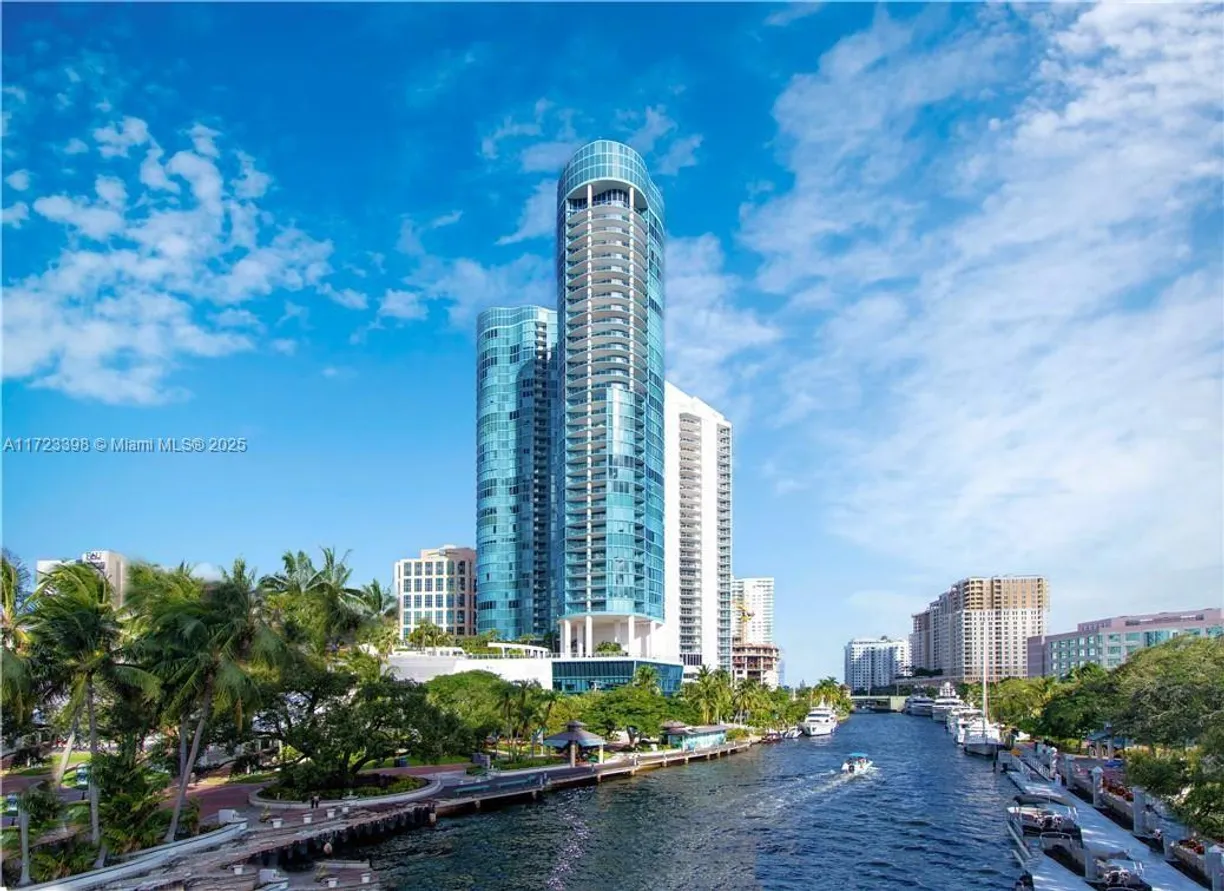 South Florida Real Estate | View 333 Las Olas Way, 1204 | 2 Beds, 3 Baths