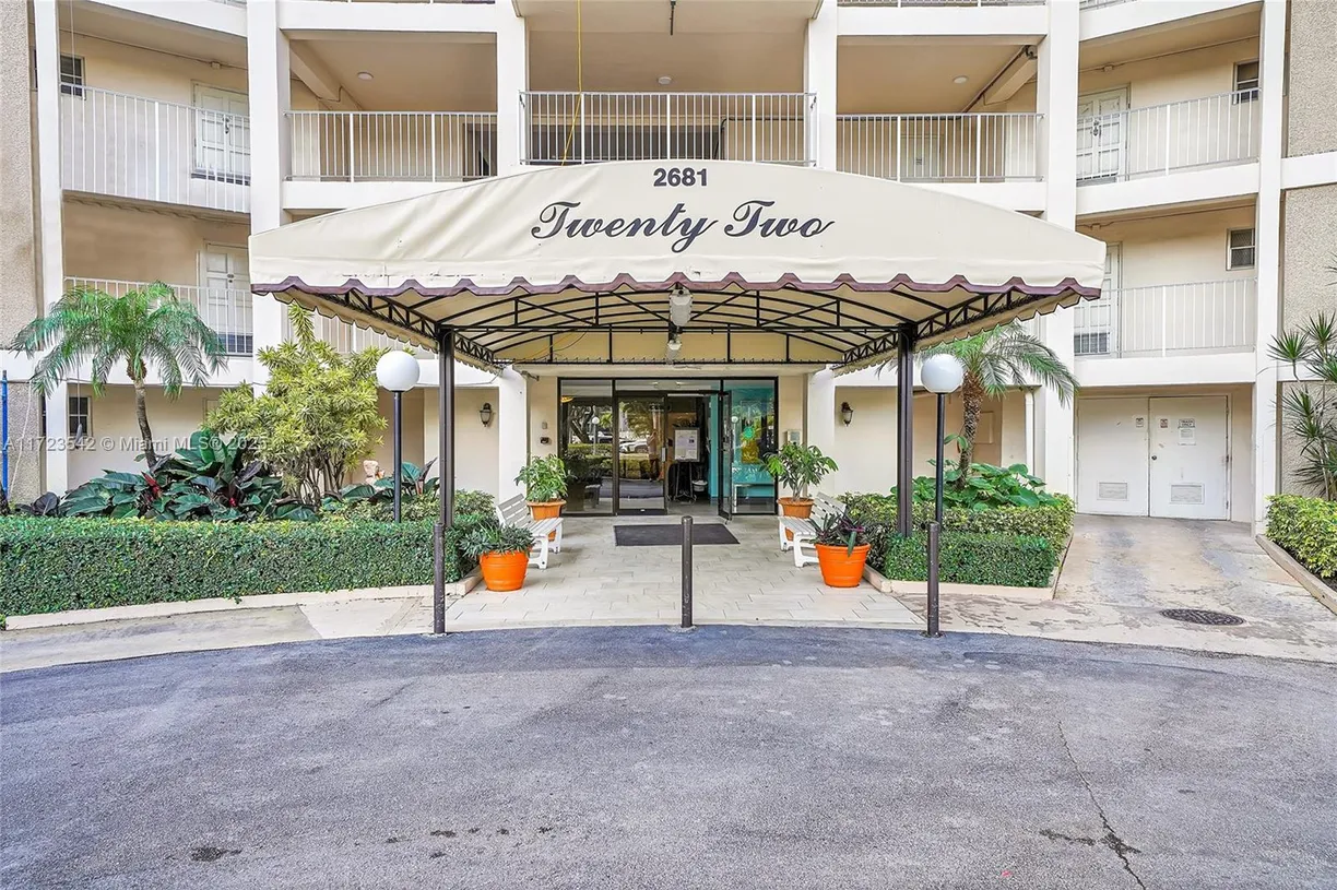 South Florida Real Estate | View 2681 S Course Dr, 907 | 3 Beds, 2 Baths