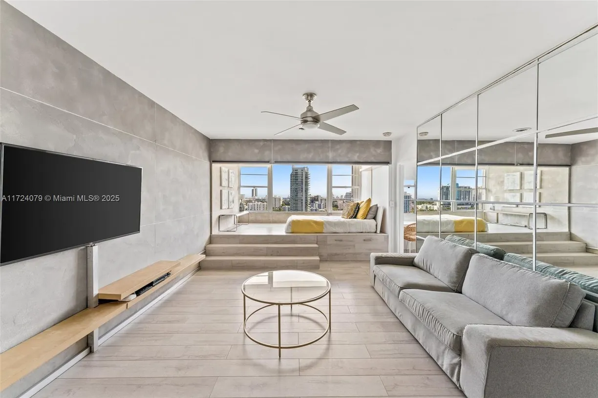 South Florida Real Estate | View 3 Island Ave, PHA | 1 Bath