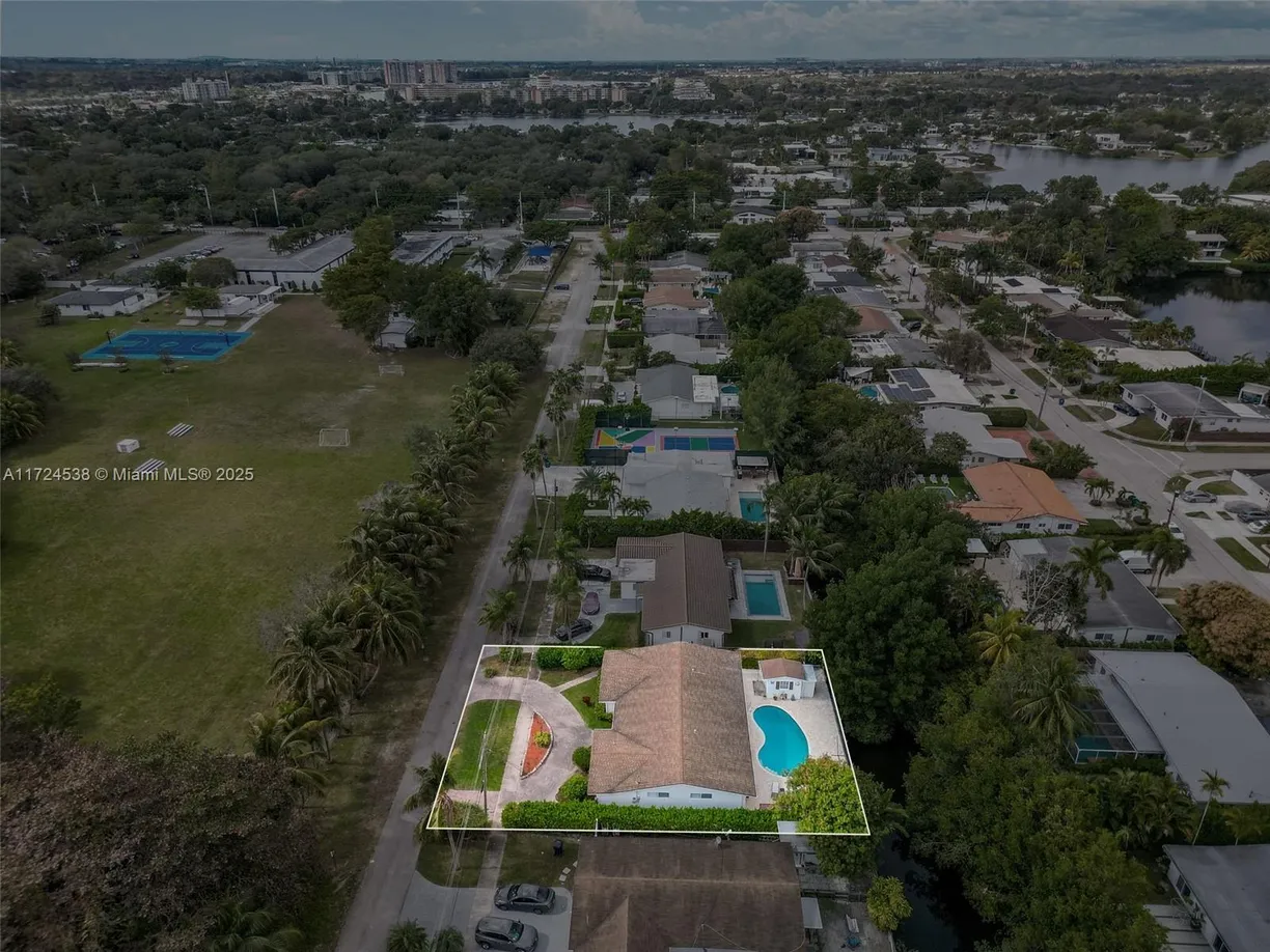 South Florida Real Estate | View 2325 NE 191st St | Listing