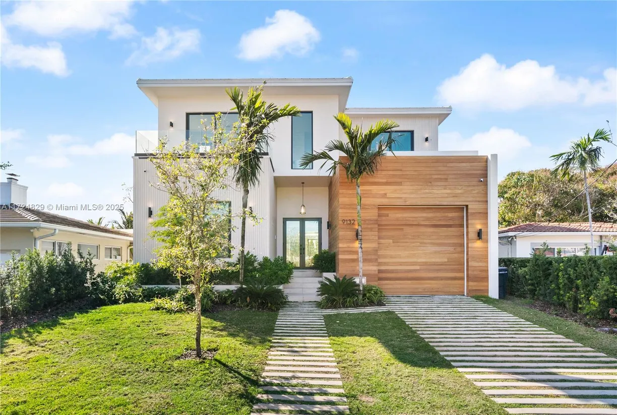 South Florida Real Estate | View 9132 Dickens Ave | 5 Beds, 5 Baths