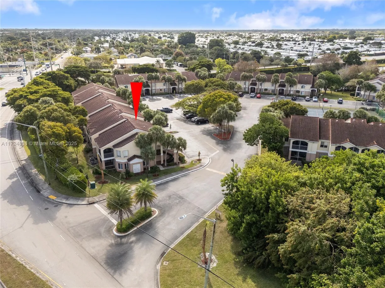 South Florida Real Estate | View 815 W Boynton Beach Blvd, 1-202 | Listing