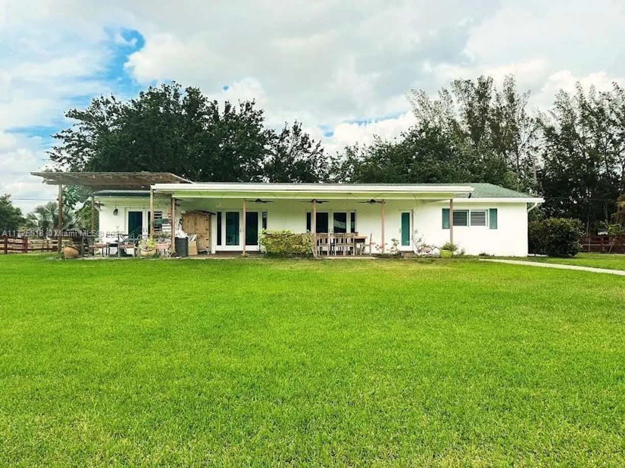 South Florida Real Estate | View 17300 SW 48th St | Listing