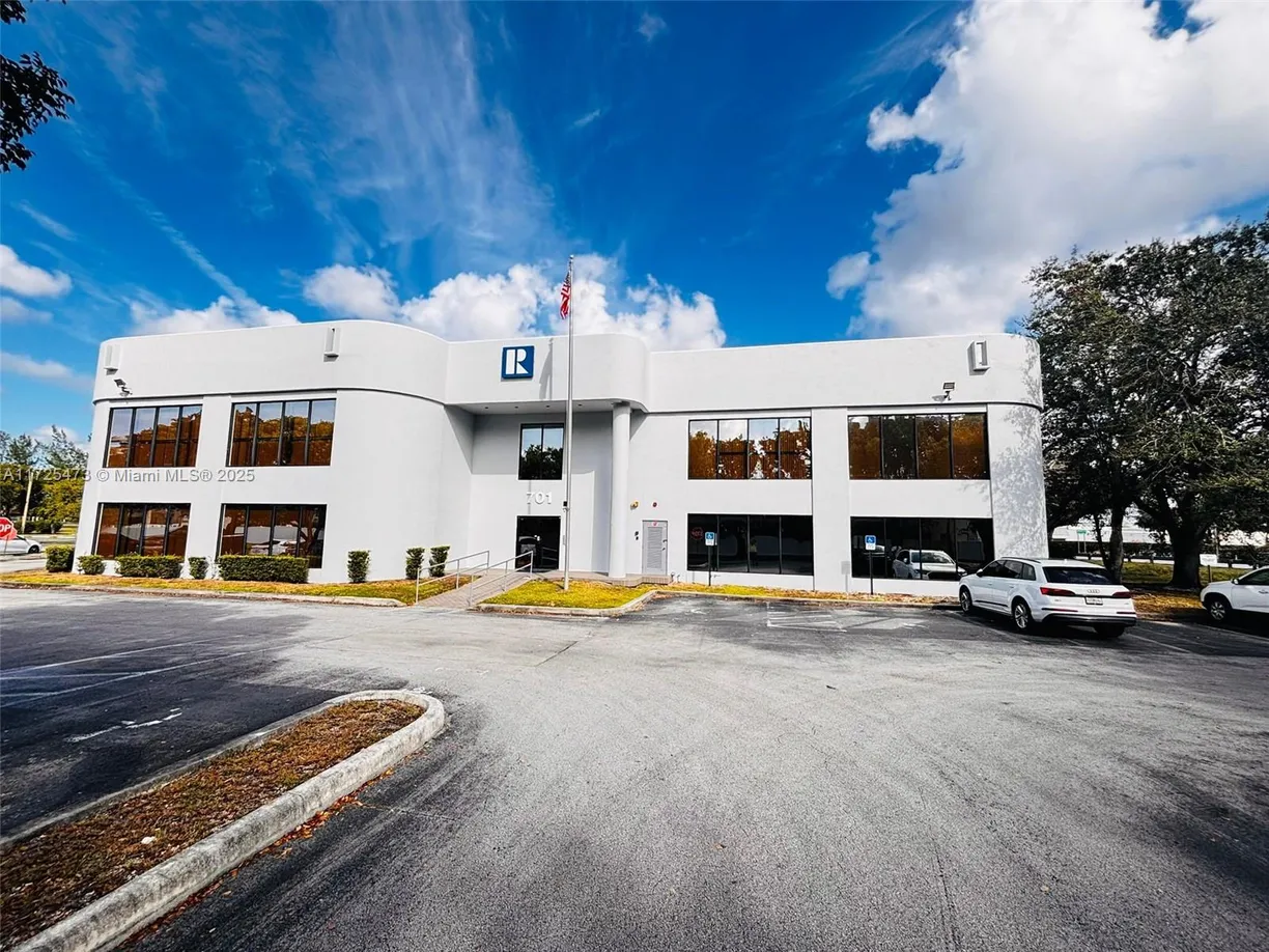 South Florida Real Estate | View 701 Promenade Dr, suite 250 | Listing
