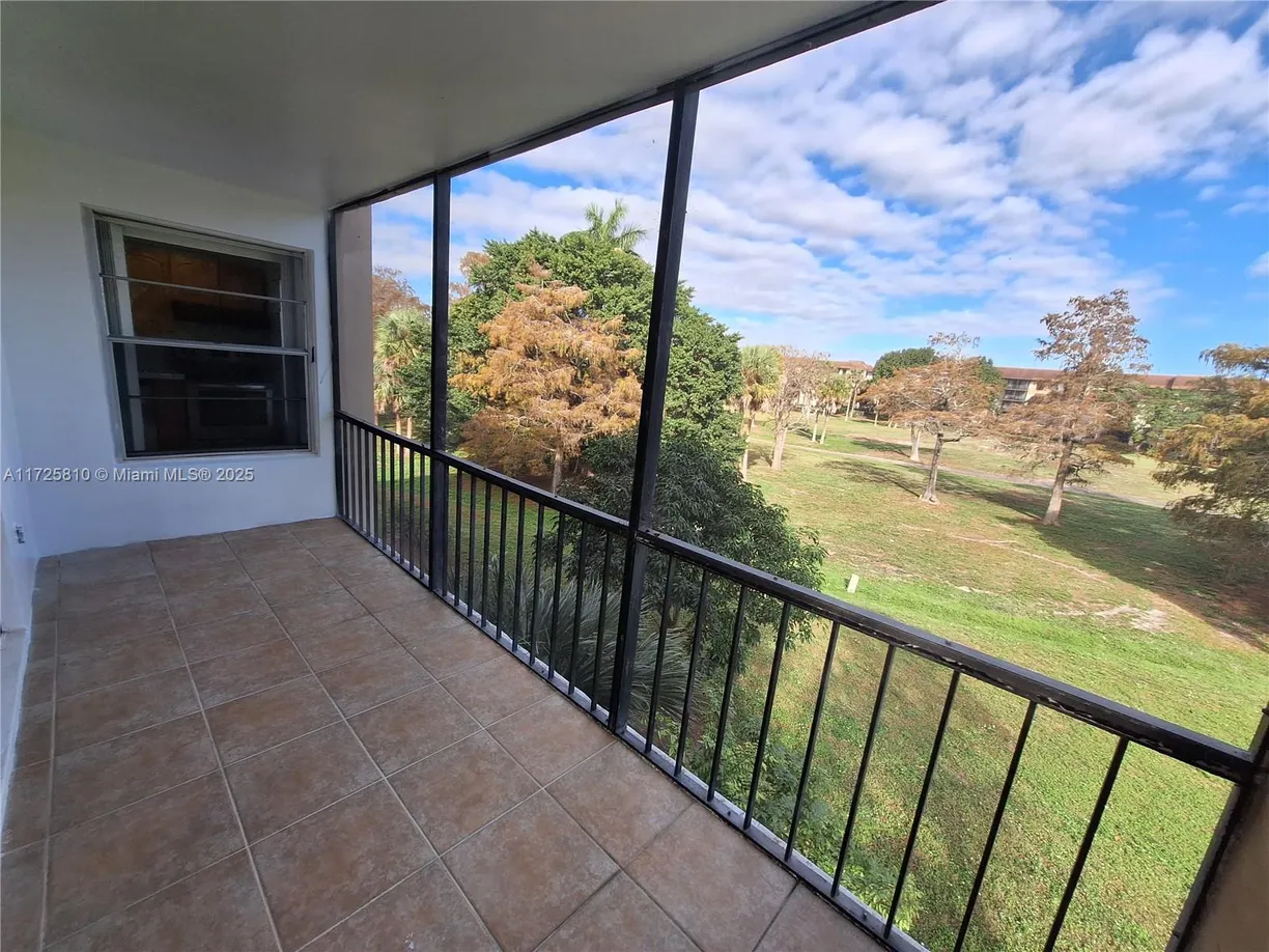 South Florida Real Estate | View 4170 Inverrary Dr, 302 | 2 Beds, 2 Baths