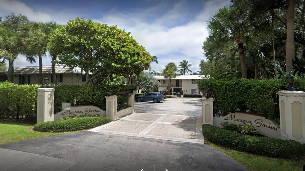 South Florida Real Estate | View 8617 SW 68th Ct, 22 | 2 Beds, 1 Bath