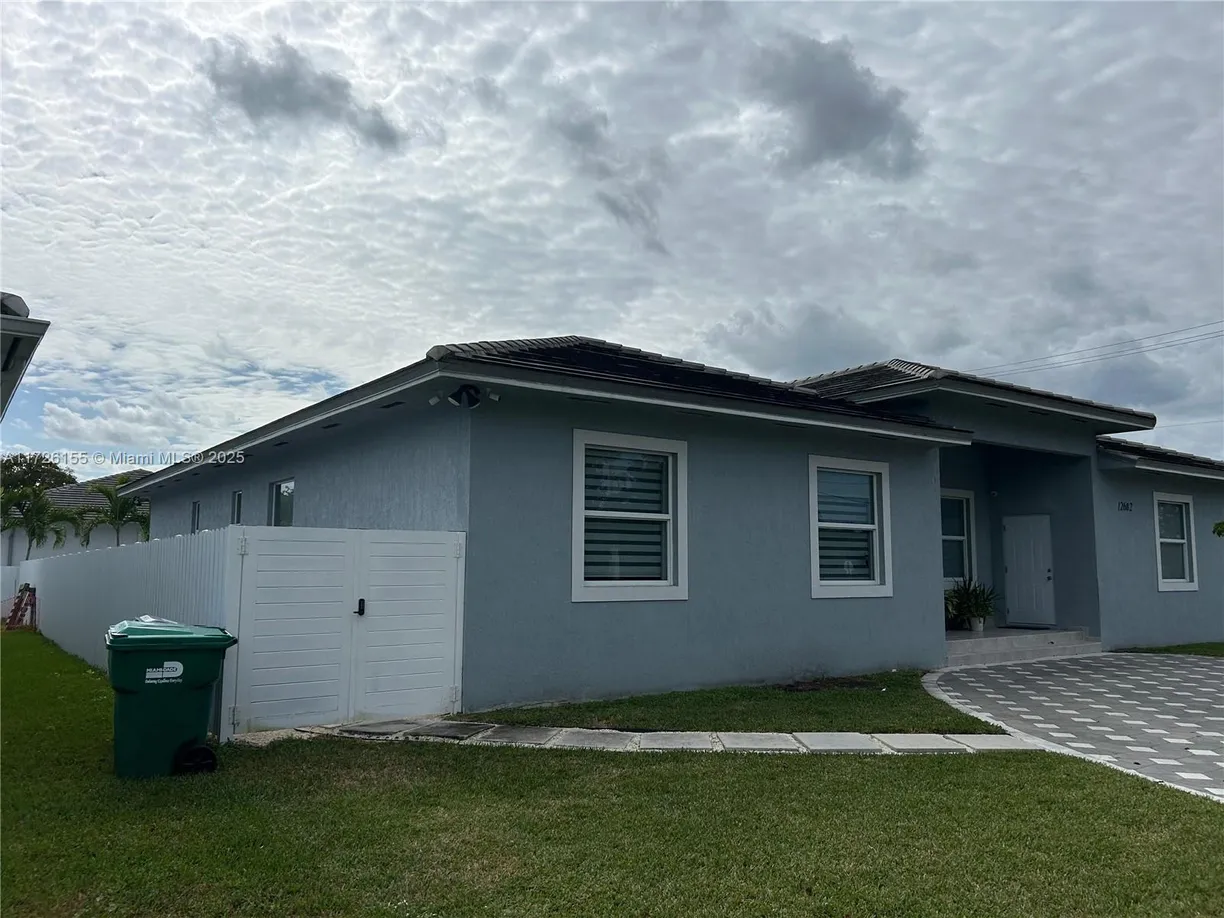 South Florida Real Estate | View 12682 SW 224th St | Listing