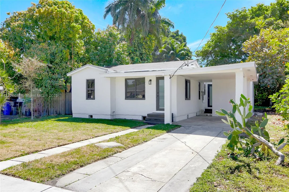 South Florida Real Estate | View 2454 Garfield St