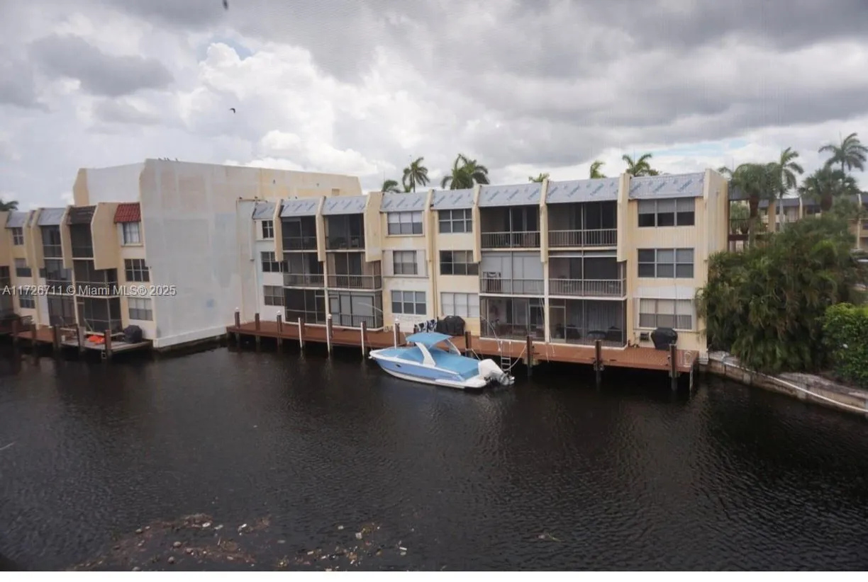 South Florida Real Estate | View 777 S Federal Hwy, 308D | Listing
