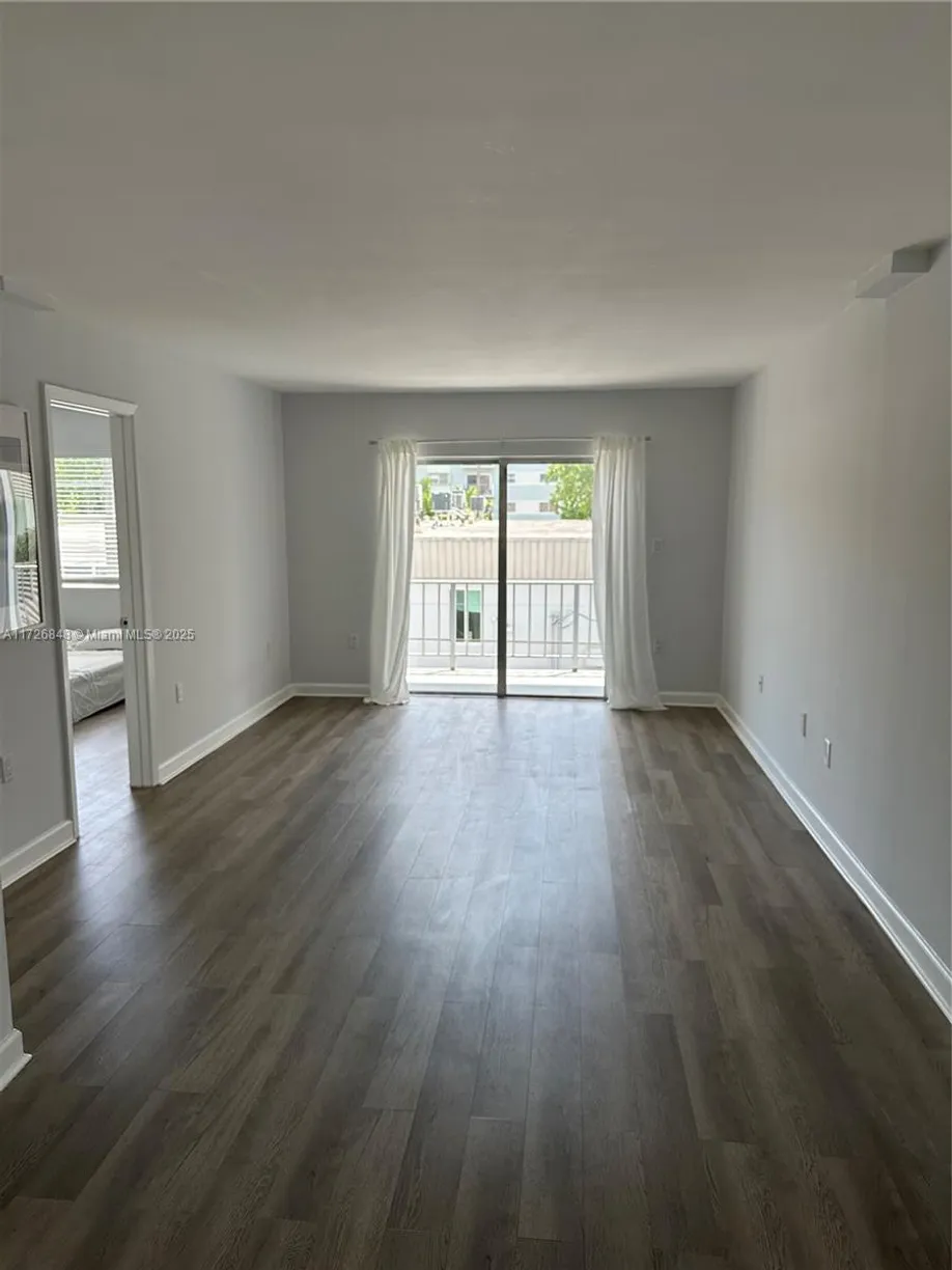 South Florida Real Estate | View 201 Jefferson Ave, 3F | Listing
