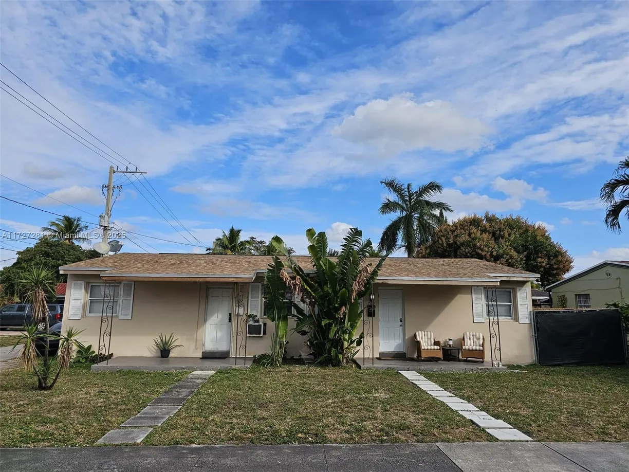 South Florida Real Estate | View 709 N 20th Ct