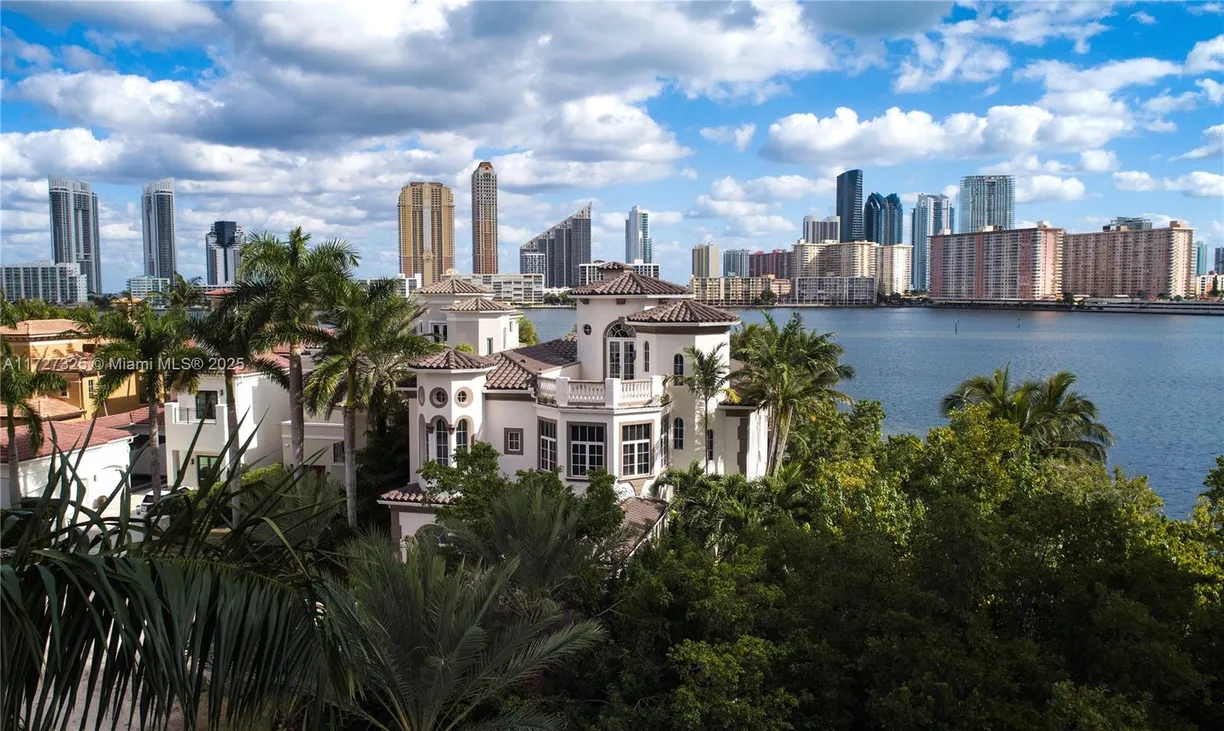 South Florida Real Estate | View 3914 Island Estates Dr | Listing
