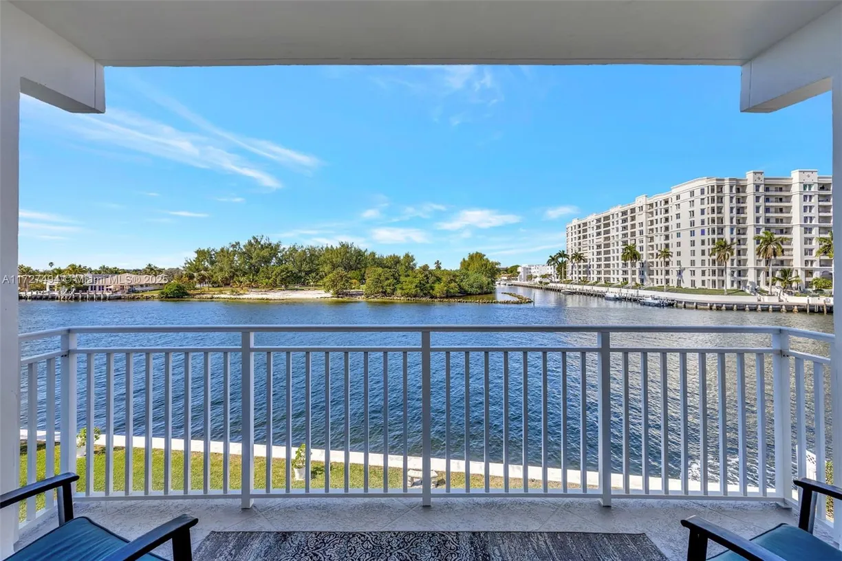 South Florida Real Estate | View 1111 N Riverside Dr, 307 | Listing