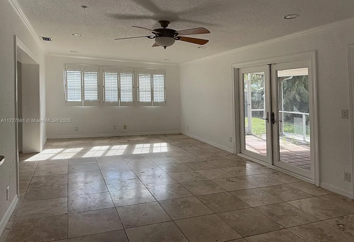 South Florida Real Estate | View 4431 NE 28th Ave | Listing