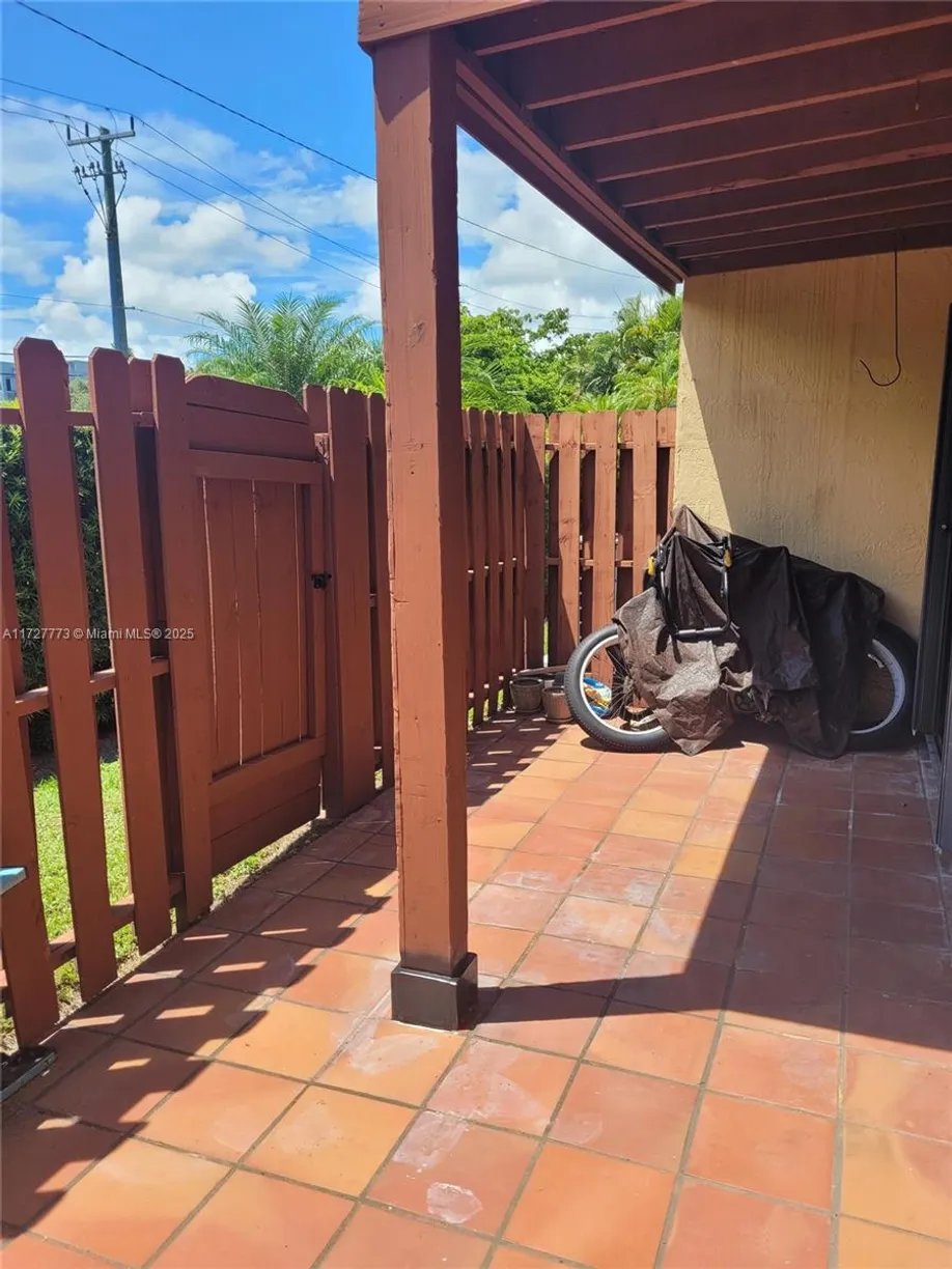 South Florida Real Estate | View 406 SE 14th St | 2 Beds, 2 Baths