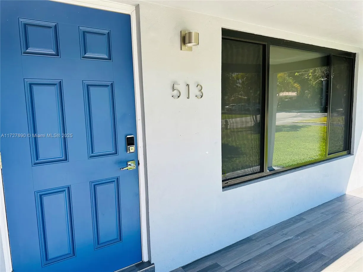 South Florida Real Estate | View 513 NW 30th St | Listing