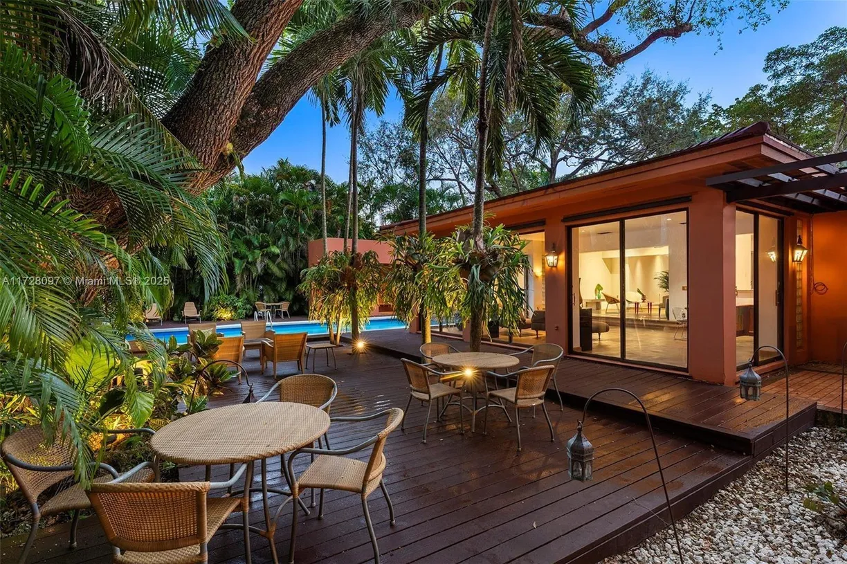 South Florida Real Estate | View 5627 Granada Blvd | 3 Beds, 3 Baths