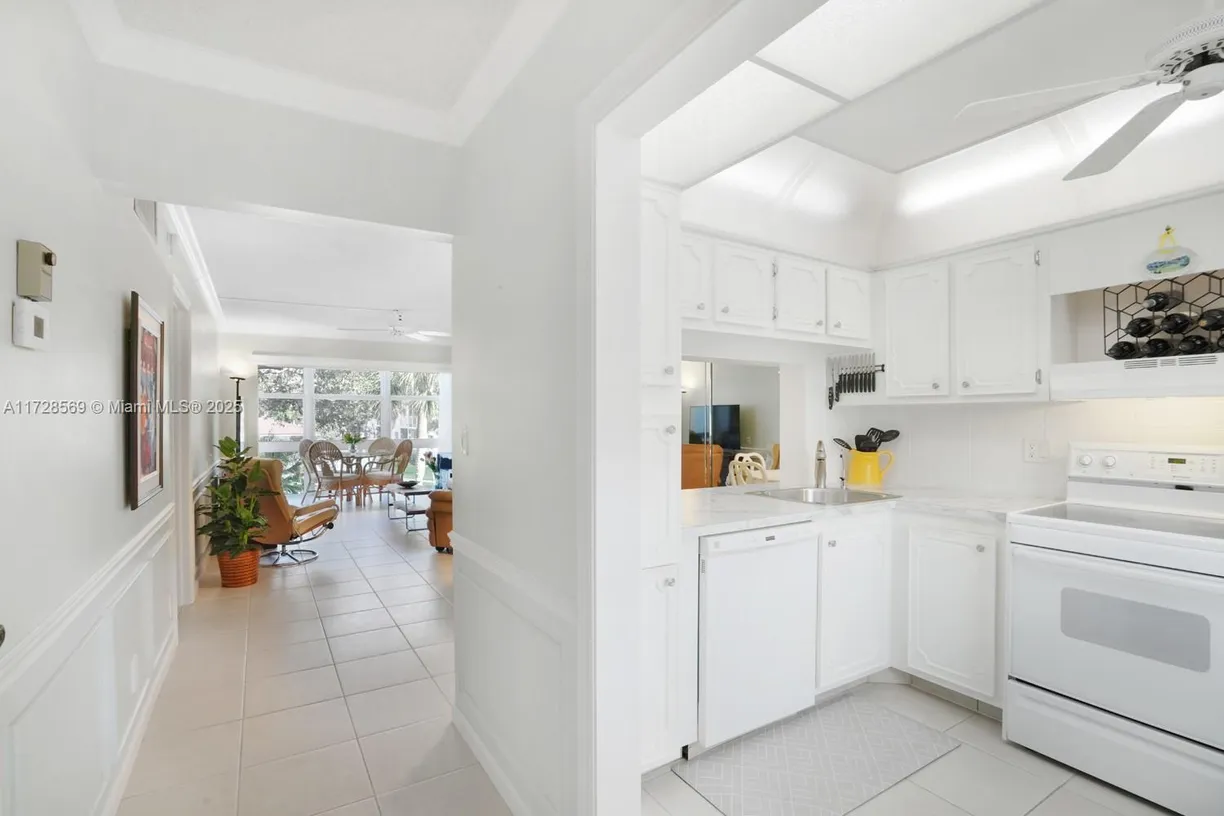 South Florida Real Estate | View 1501 S Ocean Blvd, 214 | Listing