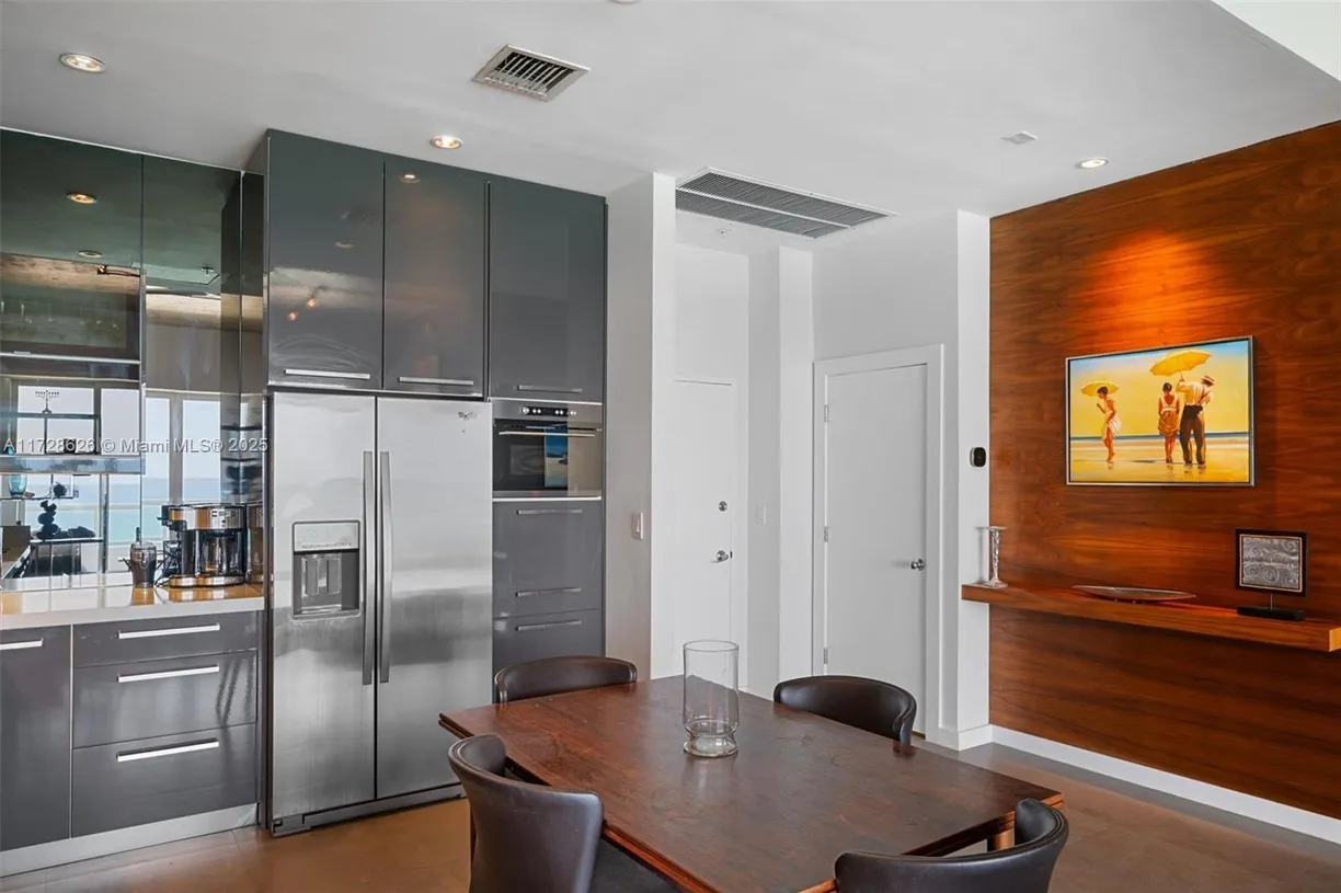 South Florida Real Estate | View 5601 Collins Ave, PH-5 | Listing