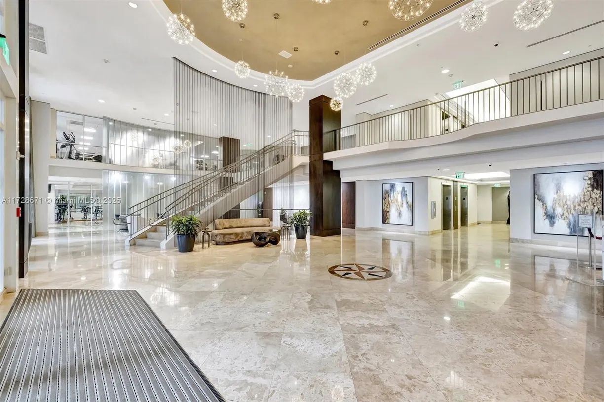 South Florida Real Estate | View 511 SE 5th Ave, 605 | Listing