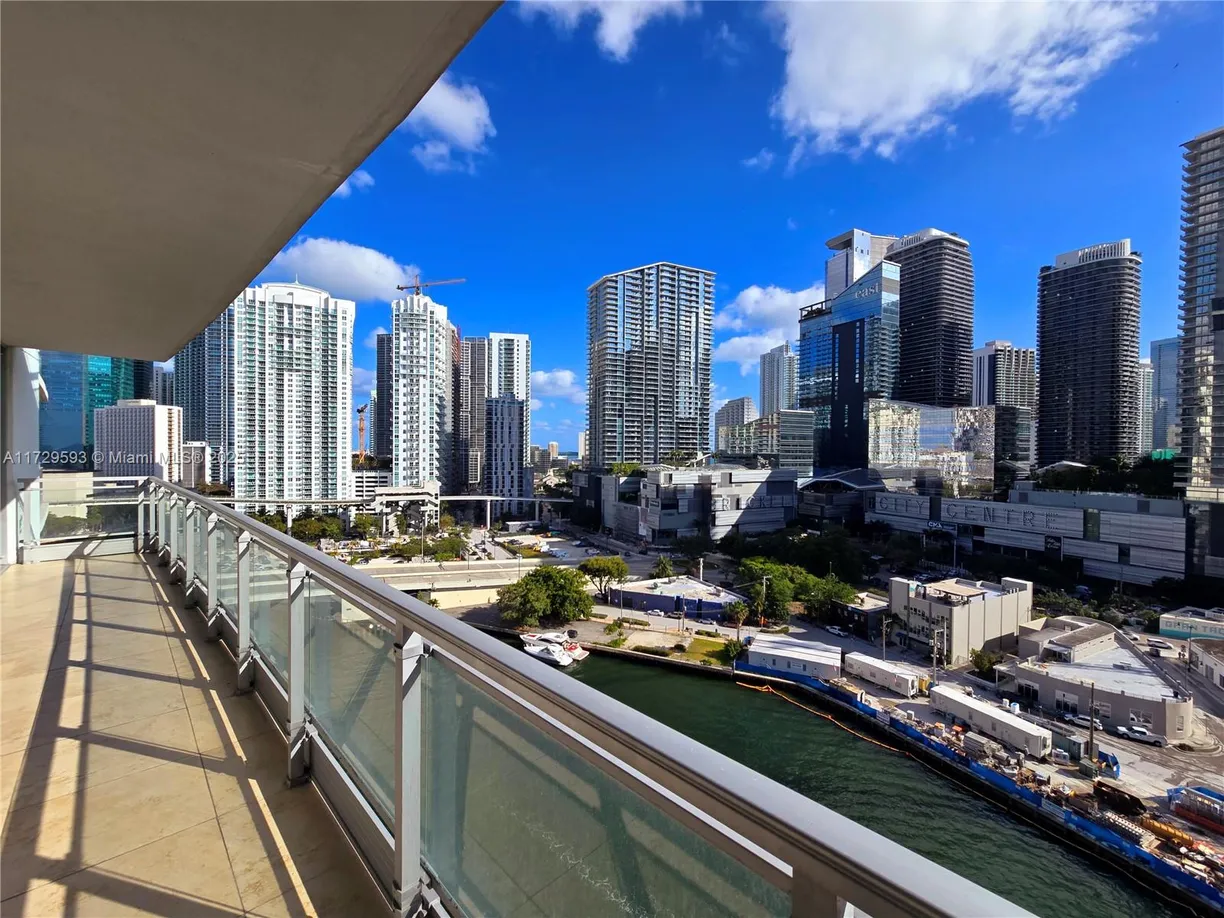 South Florida Real Estate | View 92 SW 3 ST, 1702 | 2 Beds, 2 Baths