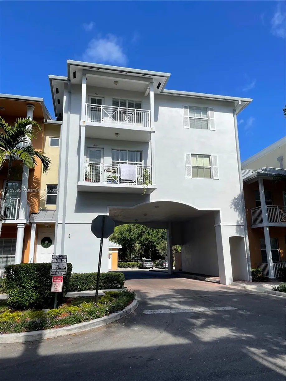 South Florida Real Estate | View 412 SW 13th Ter, 412 | 2 Beds, 2 Baths