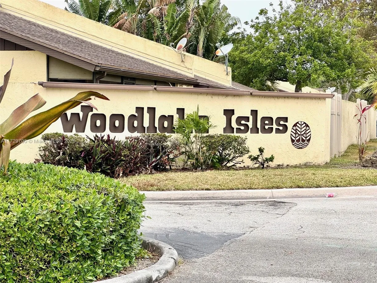 South Florida Real Estate | View 795 Banks Rd | Listing