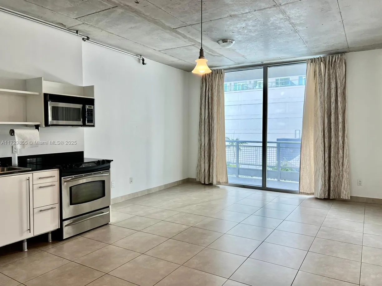 South Florida Real Estate | View 690 SW 1st Ct, 1026 | 1 Bed, 1 Bath