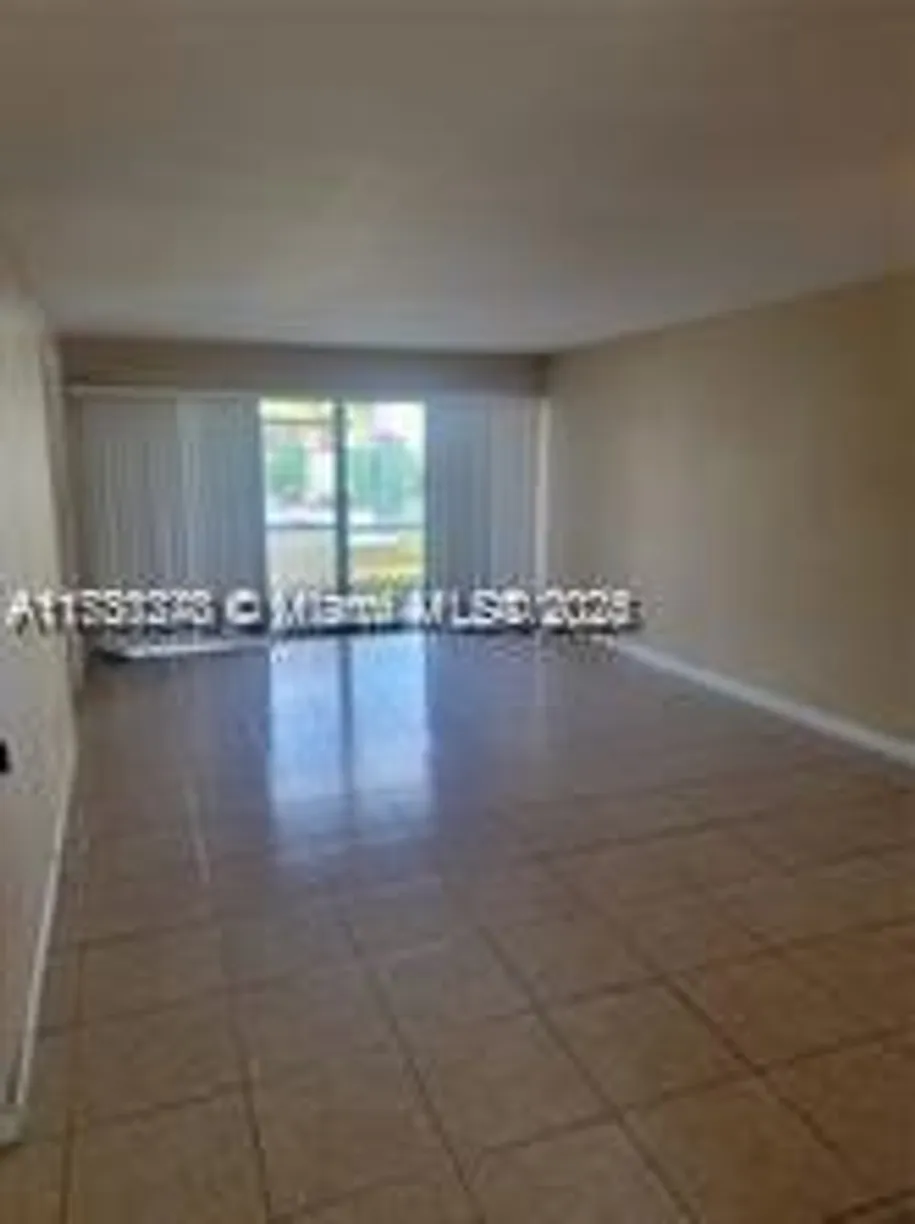 South Florida Real Estate | View 1505 Crescent Cir, C31 | Listing