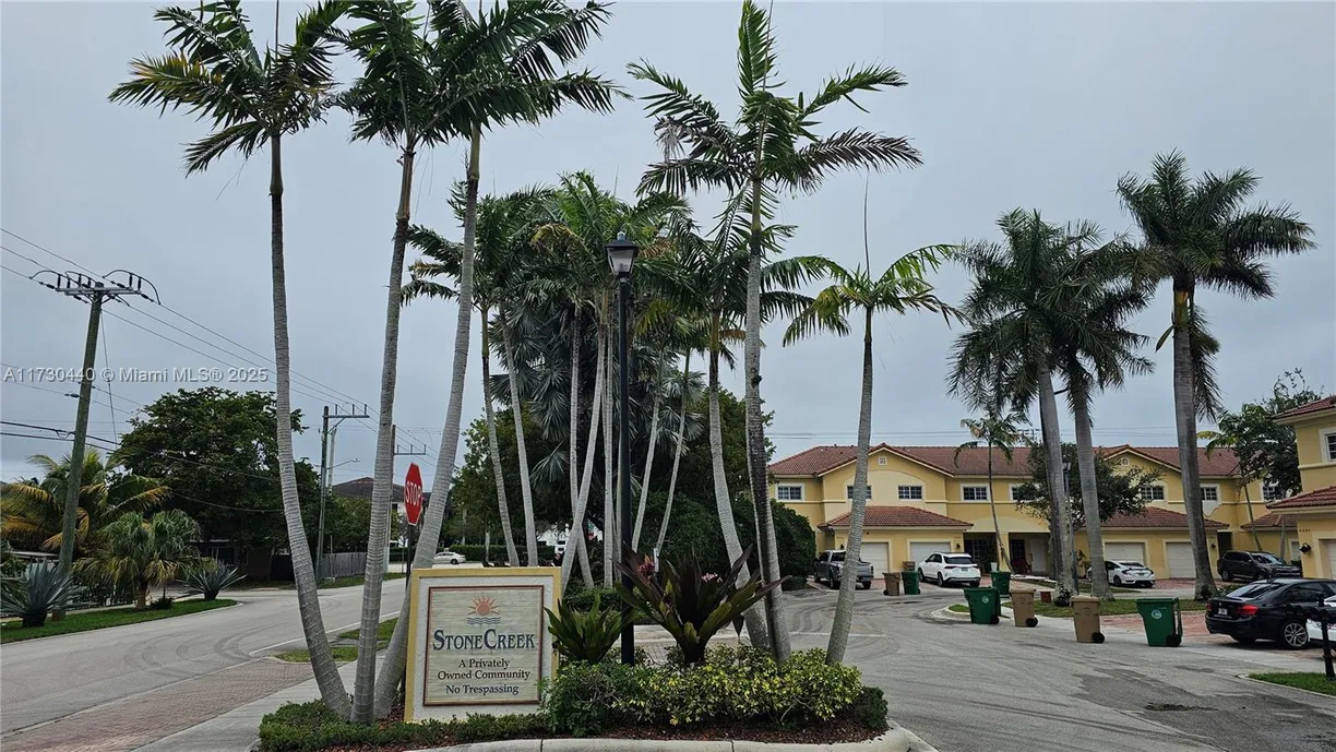South Florida Real Estate | View 7628 S Stonecreek Cir | Listing