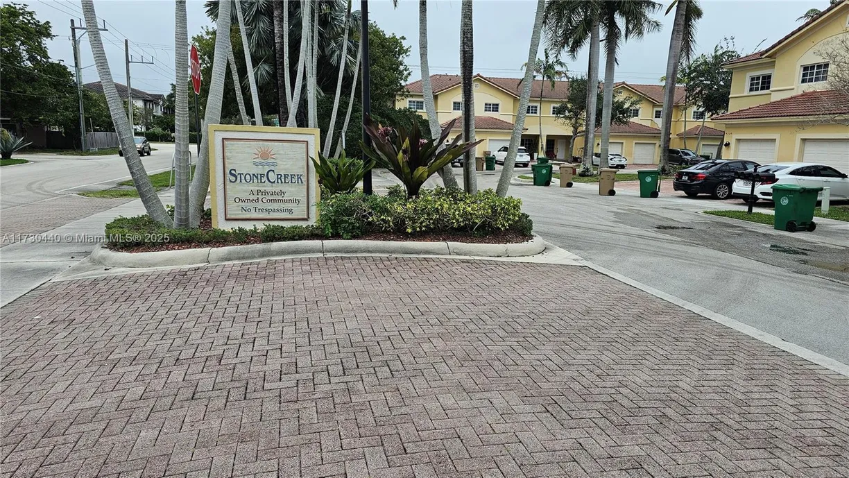 South Florida Real Estate | View 7628 S Stonecreek Cir | 4 Beds, 2 Baths