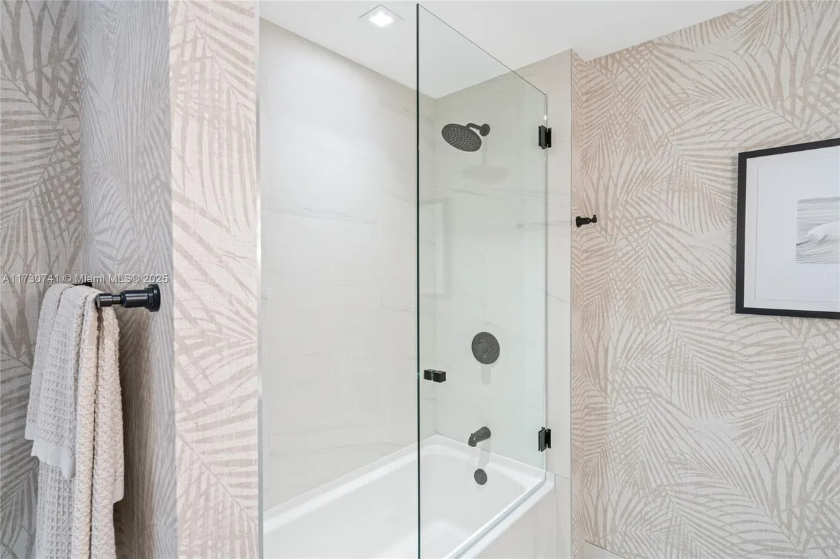 South Florida Real Estate | View 1116 N Ocean Blvd, 1805 | 2 Beds, 2 Baths