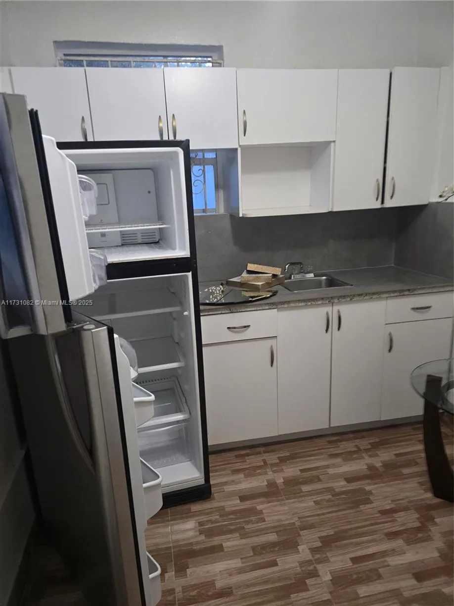 South Florida Real Estate | View  | 1 Bed, 1 Bath