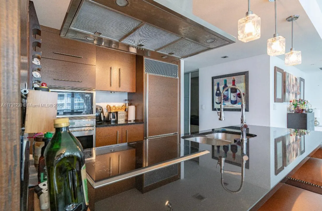 South Florida Real Estate | View 495 Brickell Ave, 2704 | Listing