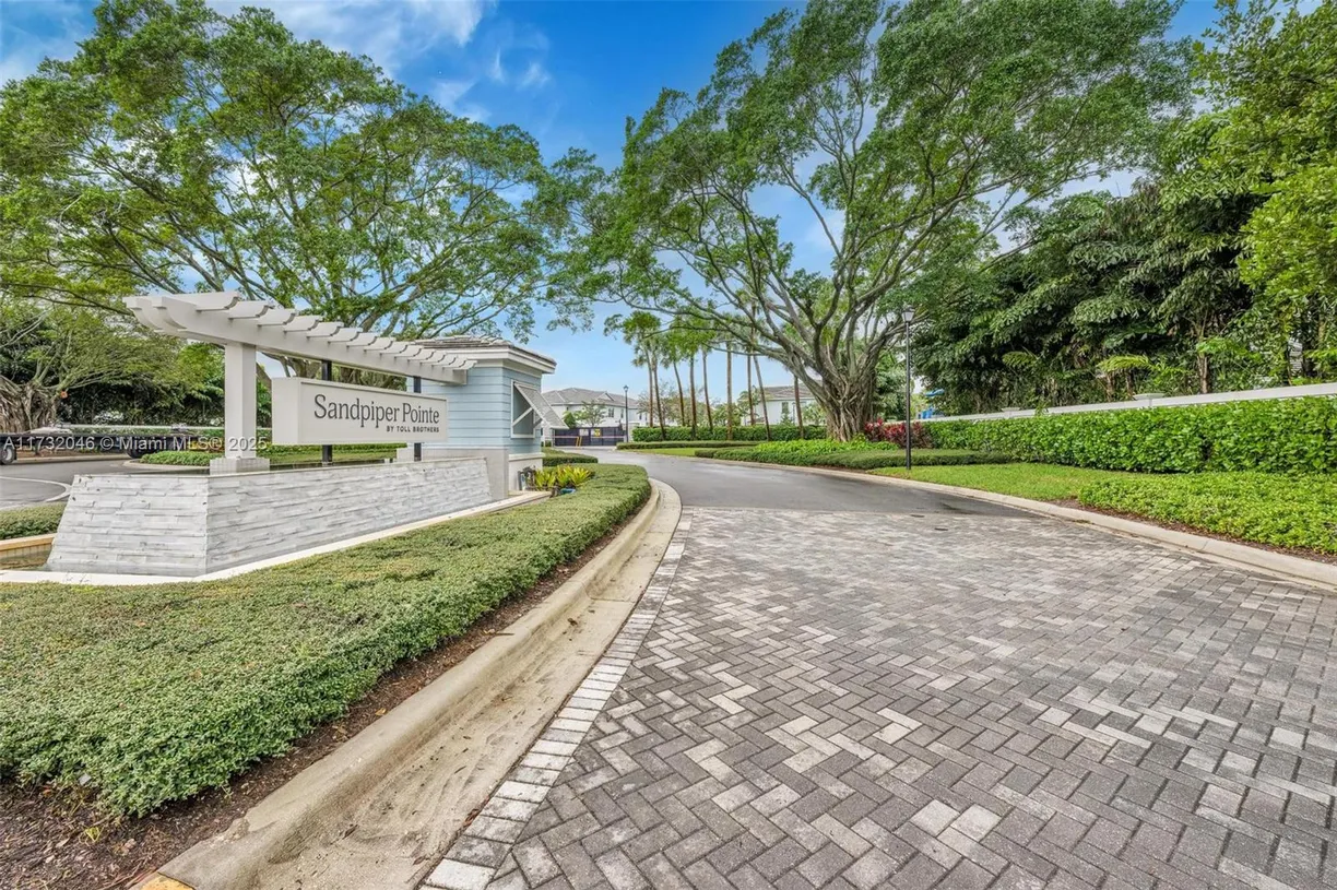 South Florida Real Estate | View 1855 Sandpiper Pointe Pl | 3 Beds, 2 Baths