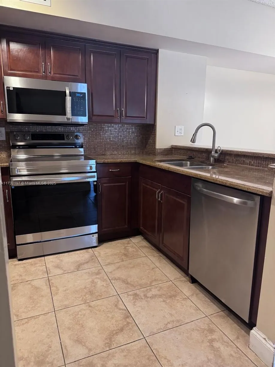 South Florida Real Estate | View 2640 S University Dr, 316 | 3 Beds, 2 Baths