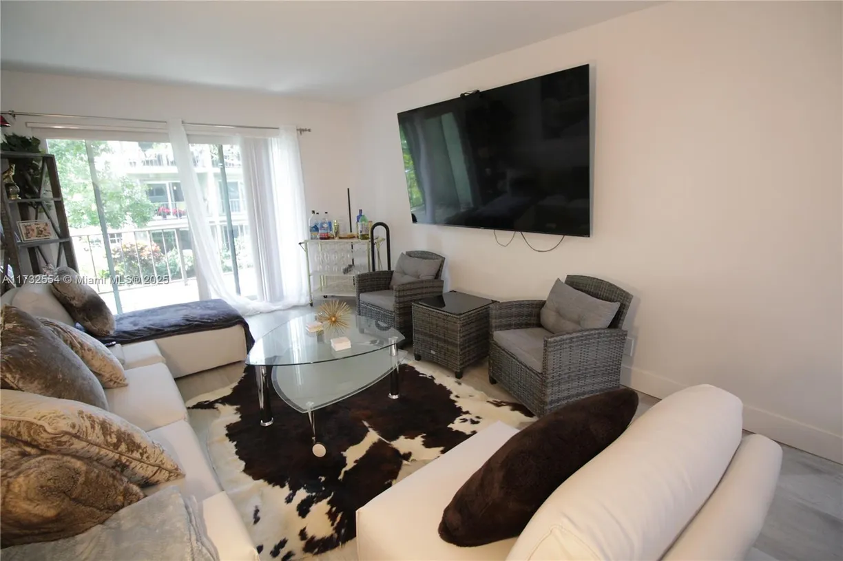 South Florida Real Estate | View 3002 NE 5th Ter, 210-B | Listing