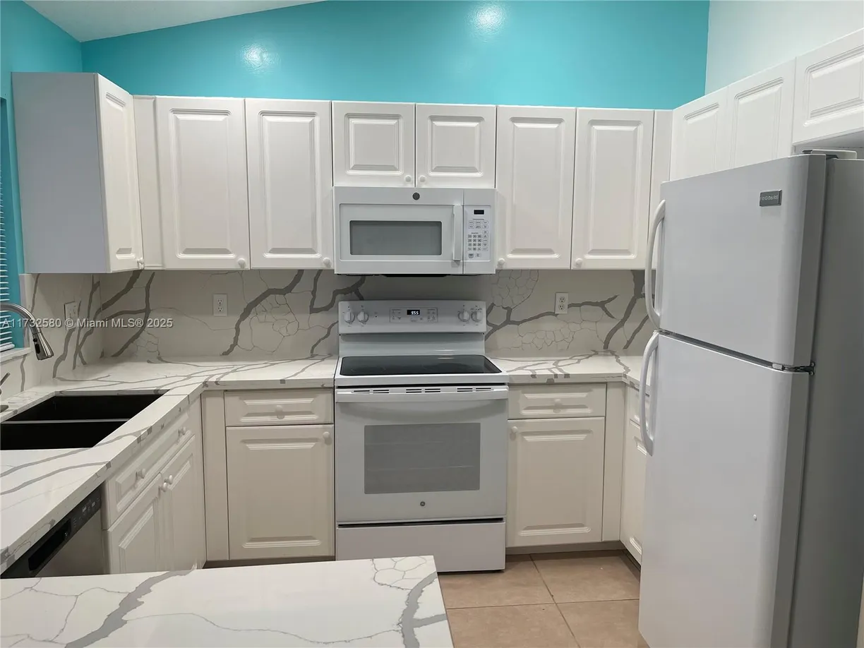 South Florida Real Estate | View 17833 43rd Rd N | Listing