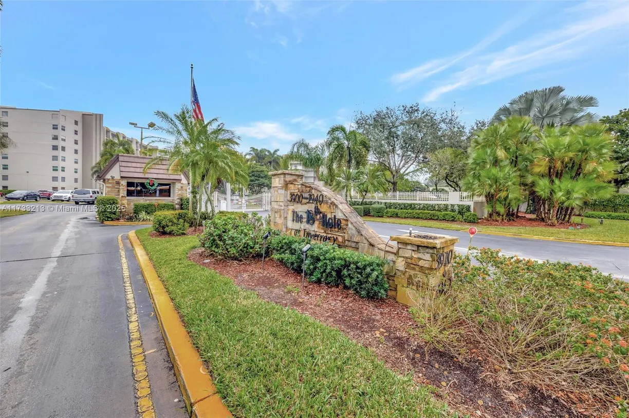 South Florida Real Estate | View 3940 Inverrary Blvd, 504-A | Listing
