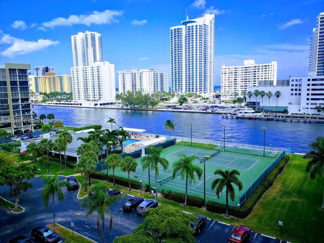 South Florida Real Estate | View 1000 Parkview Dr, 531 | 2 Beds, 2 Baths