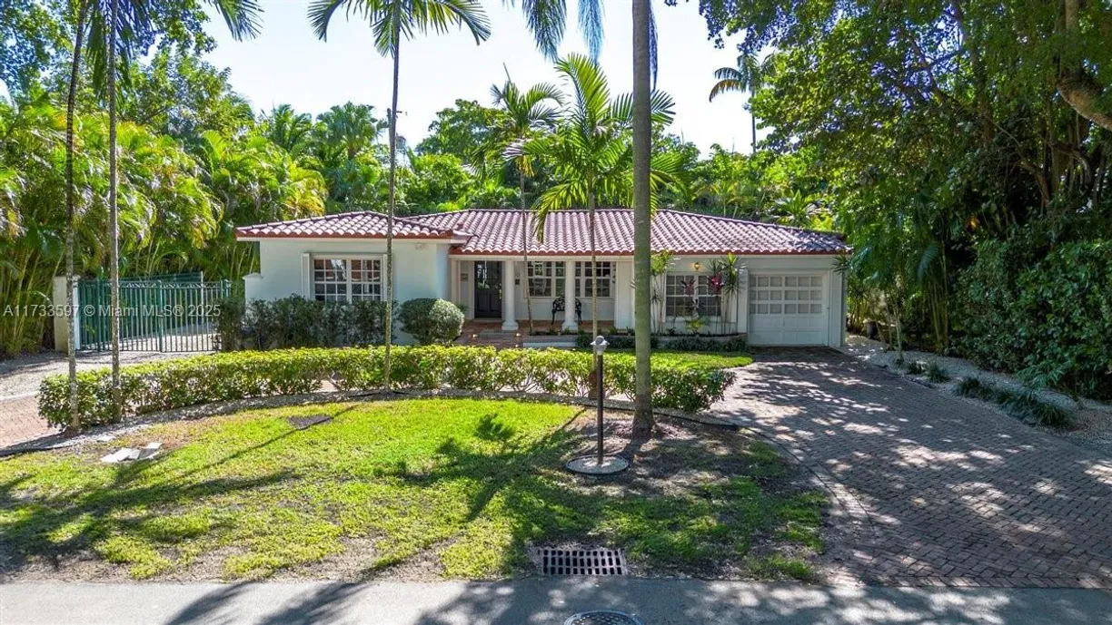 South Florida Real Estate | View 1510 Mercado Ave | 3 Beds, 2 Baths