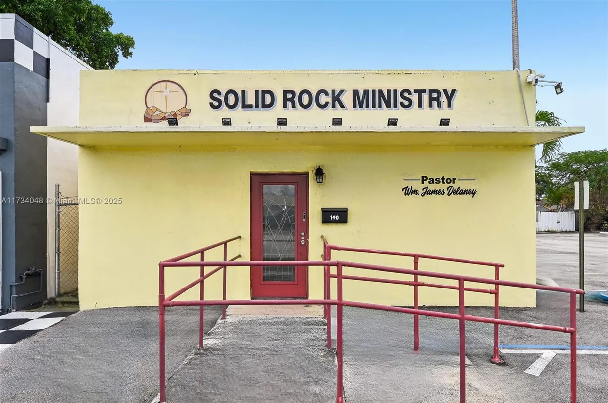 South Florida Real Estate | View 140 W Prospect Rd