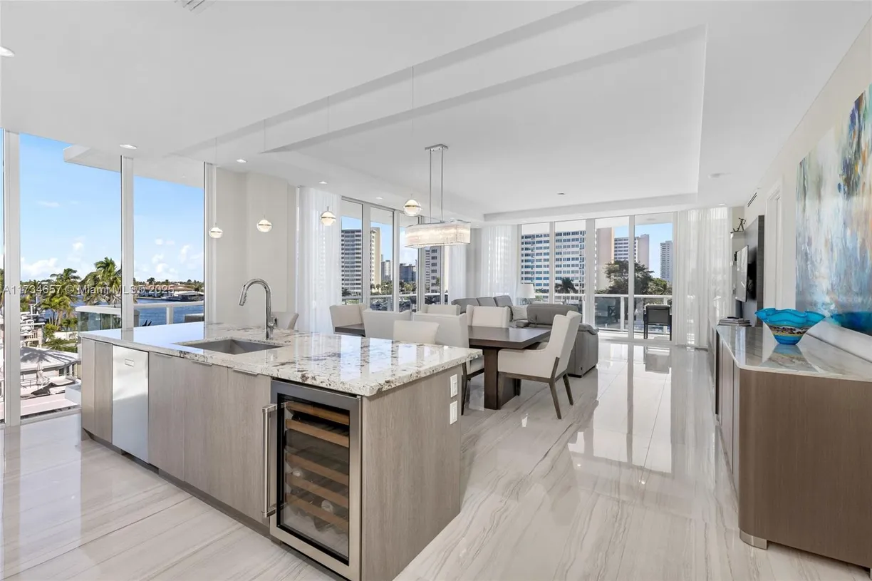 South Florida Real Estate | View 2895 NE 33rd Ct, 4A | 3 Beds, 3 Baths