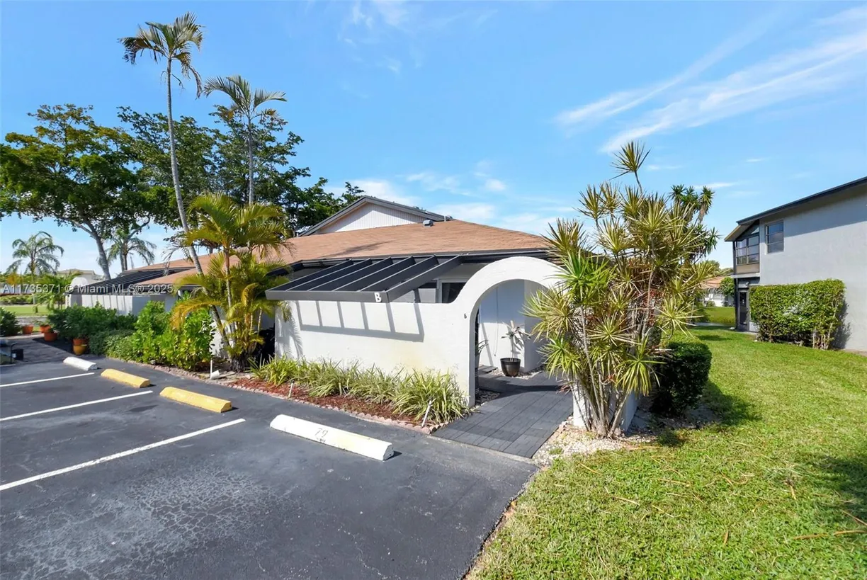 South Florida Real Estate | View 13406 Sabal Palm Ct, B | Listing